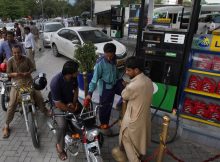 Pakistan hikes fuel prices amid spiraling inflation