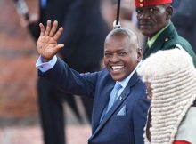 رئيس بوتسوانا يغادر الدوحة
