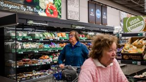 The brutally efficient grocery chain upending America’s supermarkets